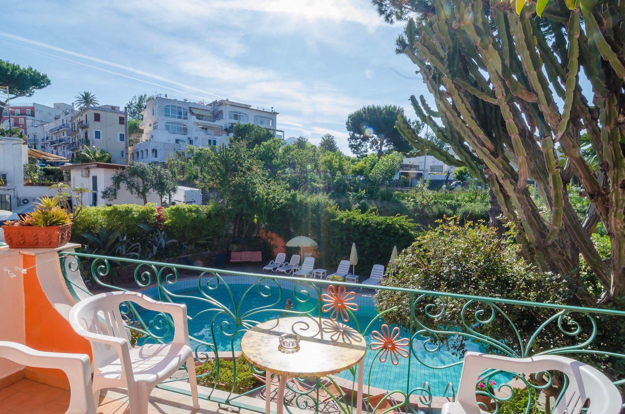 Hotel Aragonese Ίσκια Εξωτερικό φωτογραφία